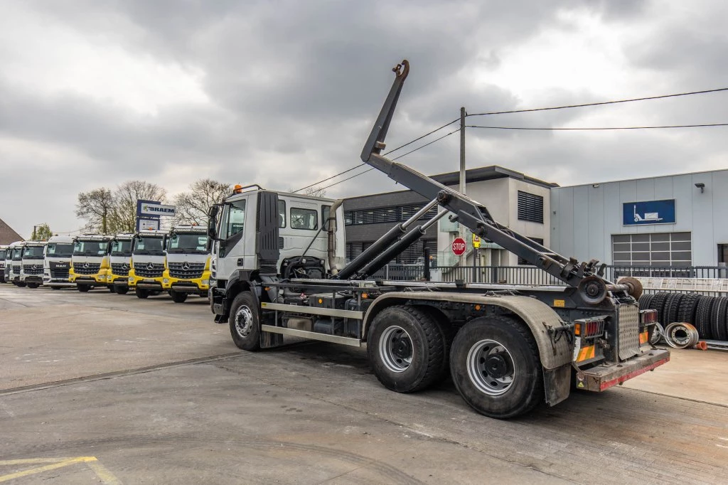 Iveco Trakker 2011 - 410 - 121 499 KM image 11