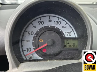 Peugeot 107 2007 - 1.0-12V XS imagen 9