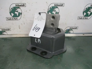 DAF 2019 - 2136889 Motor steun XF 106 Nieuwe R+L afbeelding 2 miniatuur