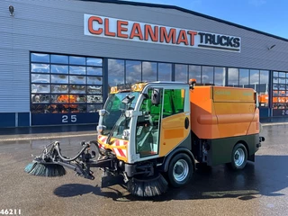 Bucher Citycat 2020 with 3-rd brush 2017 - N/A obrazek 2