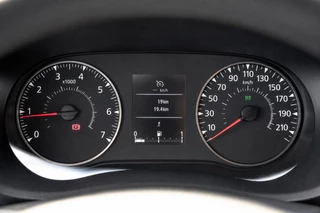 Renault Master 2022 - Bleu DCI 135PK | L2H2 | Nieuw | Navi | 3-Zits | LED | Cruise | Airco bild 15