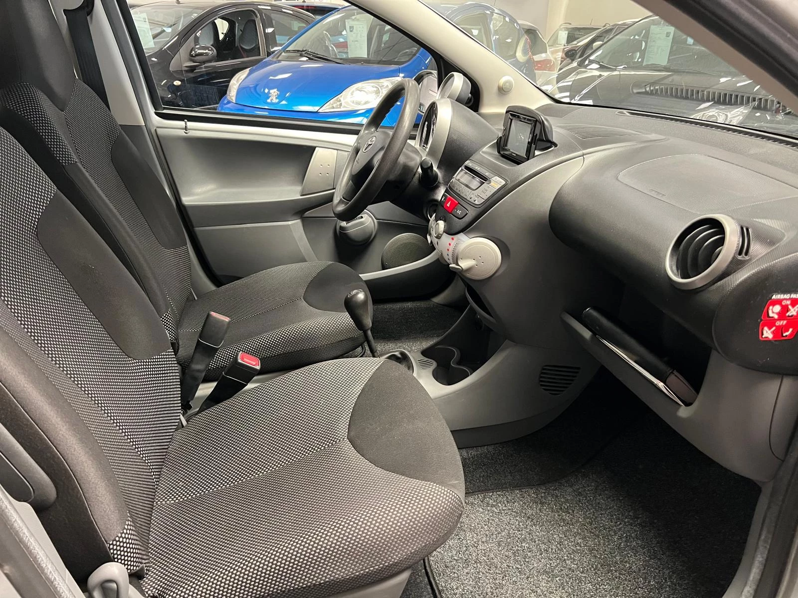 Toyota Aygo 2011 - 1.0-12V Comfort 2e Eigenaar - NAP - Navigatie - Airco afbeelding 21