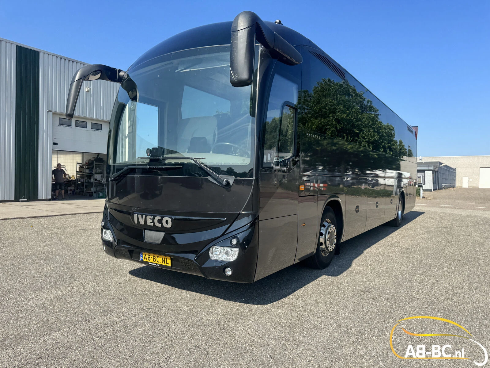 Iveco Magelys 51 Seats EURO 6 2016 image 9