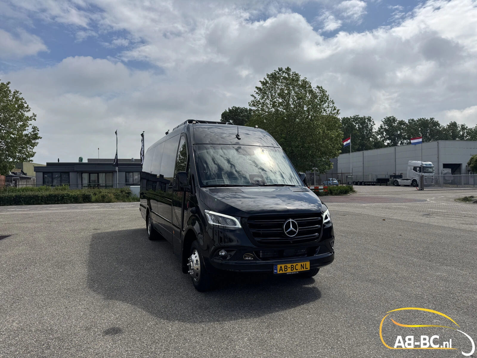 Mercedes-Benz 519 Storm, 21 Seats large luggage space, Euro 6 2026 Bild 3