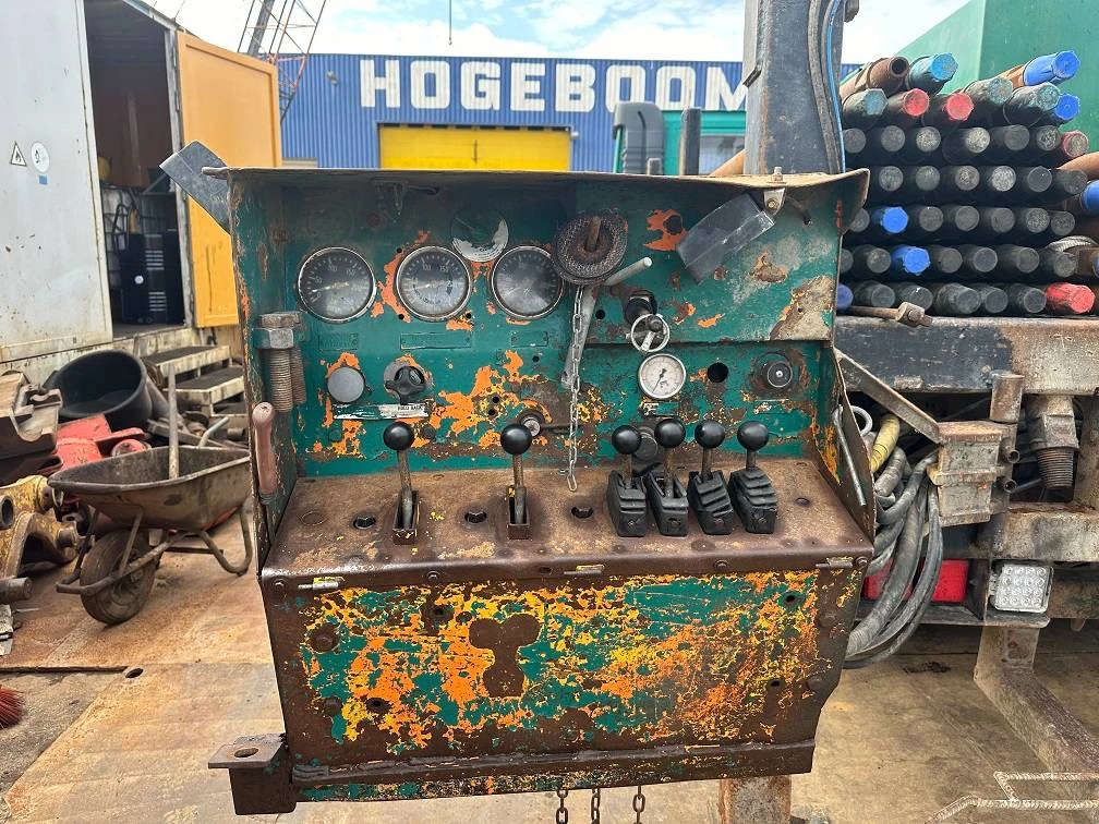 Volvo 2000 - terberg fm1350 water well drill 500m mudpump afbeelding 7