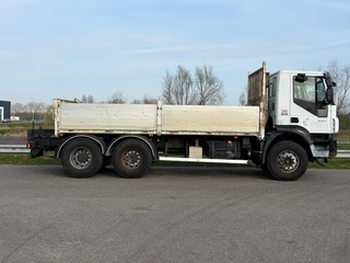 Iveco 330 6x4 2008 - N/A imagem 6