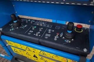 Genie 2023 - S65XC Trax Valid inspection, Diesel, 4x4 Drive Tra imagem 3 miniatura