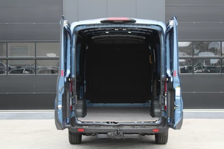 Ford Transit 2024 - 350 2.0 TDCI L3H2 Limited 165pk - LUCHTVERING - ACC - Blind Spot - 360 camera - Navigatie - Stoel-Stuurverwarming - Trekhaak - Rijklaar изображение 4