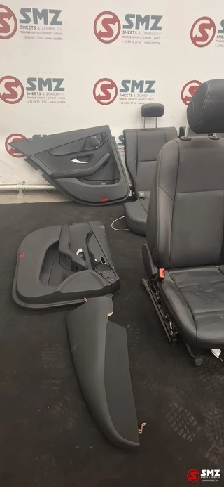Mercedes-Benz N/A - Occ set interieur met zetels W205 Mercedes zdjecie 3