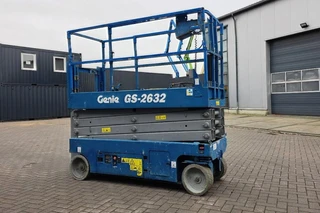 Genie 2013 - GS2632 Electric, 10m Working Height, 227kg Capacit image 2 miniature