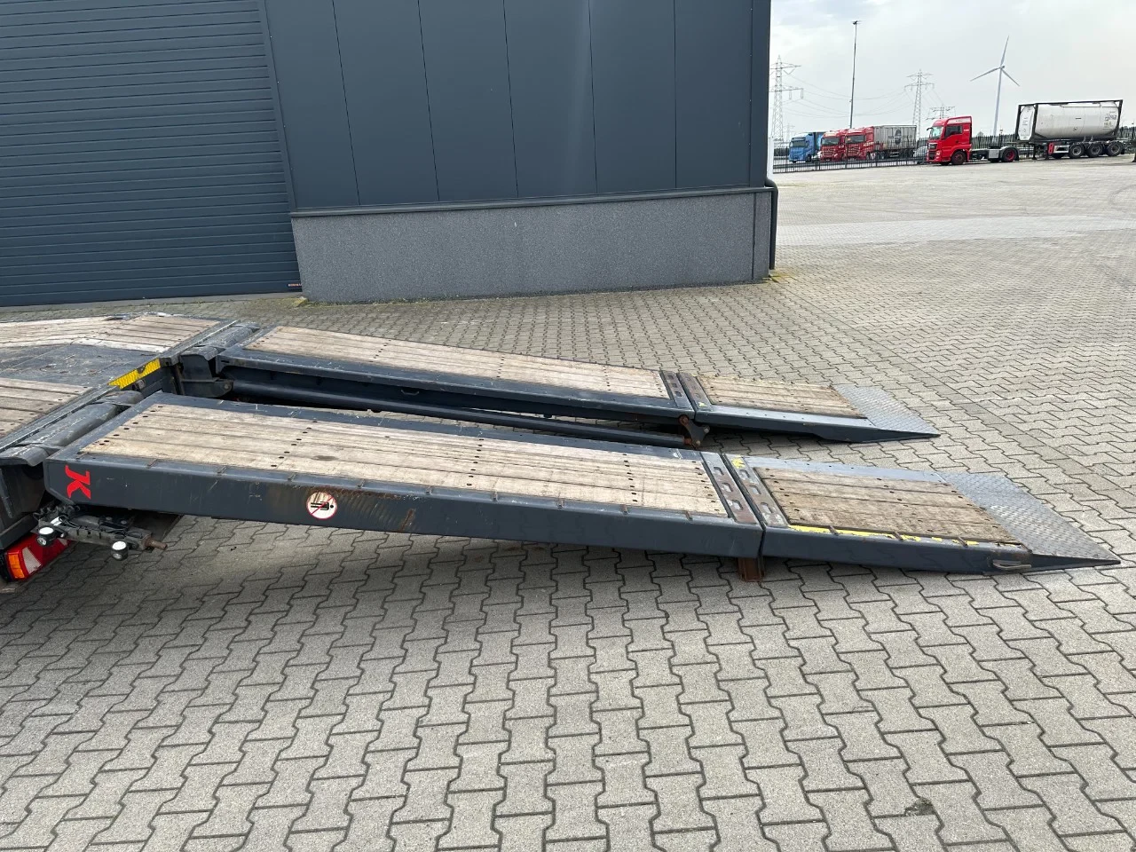 Kässbohrer 2022 - Lowbed / 6.00m extendable / hydraulic ramps / steering-axle / lift-axle afbeelding 29