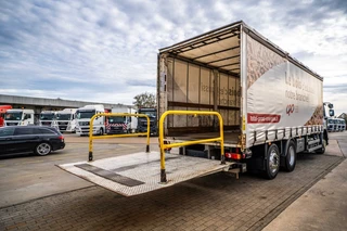 Renault N/A 2011 - PREMIUM 310 6X2 + Palfinger 2.5T immagine 7