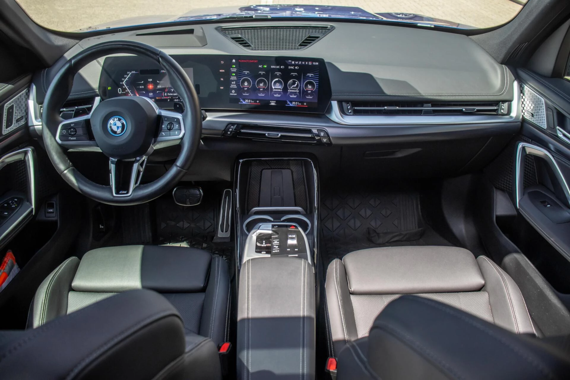 BMW X1 2023 - xDrive30e M-Sport, Full Option, Premium Select, Pano imagem 13
