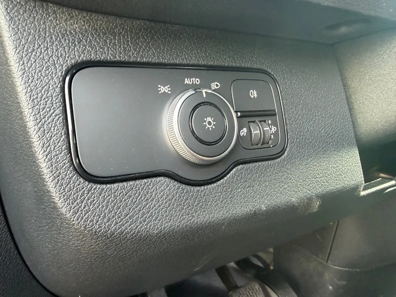 Mercedes-Benz Sprinter 2024 - 317CDI Dubbelcabine Openlaadbak Airco 3500KG Trekhaak BPM VRIJ 5 X OP VOORRAAD immagine 10