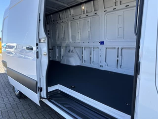 Mercedes-Benz eSprinter 2024 - 314 L3H2 Maxi 56kWh Wltp: 220km изображение 23