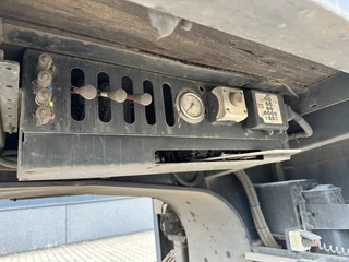 Broshuis N/A 2019 - 3ABSD Lowloader 3-axle / GVW: 59.000kg / Neck: 23.000kg / hydraulic steering + ramps + loading table / 4.60m extendable / winch / liftaxle obrazek 20
