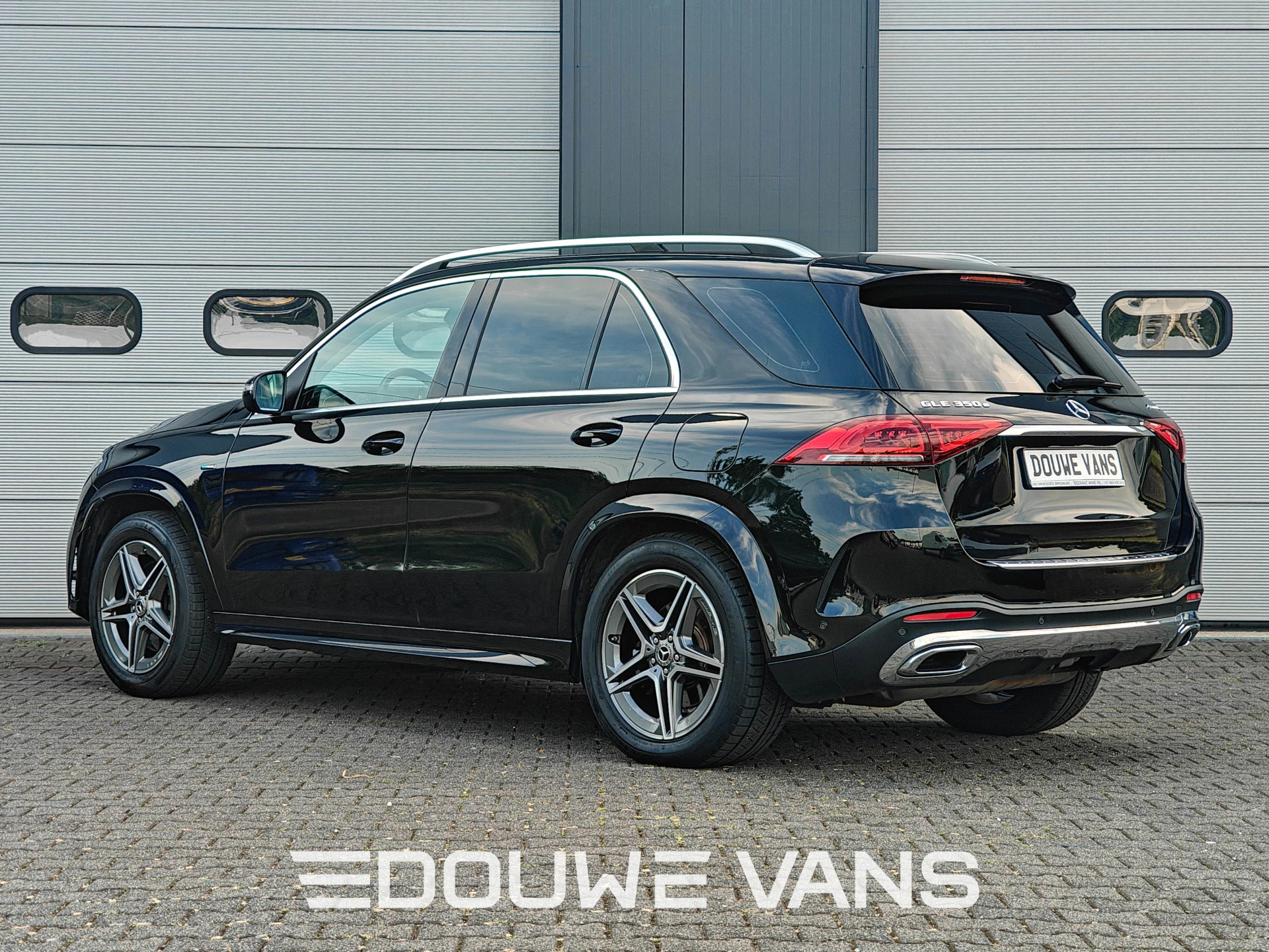 Mercedes-Benz GLE 2021 - 350e 4Matic Trekhaak AMG Leder Panorama afbeelding 4