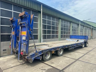 Diversen N/A 2006 - MUELLER-MITTELTAL, 4 AXLE, DOUBLE HYDRAULIC RAMPS. obrazek 5