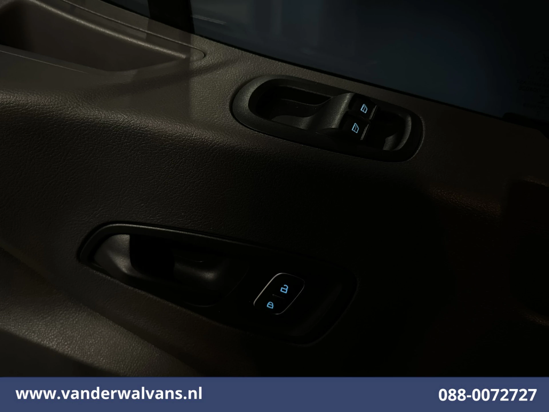 Ford Transit 2023 - 2.0 TDCI 160pk Bakwagen 1231kg laadvermogen Laadklep Euro6 Airco | Lat om lat Betimmering | Cruisecontrol imagem 18