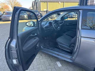 Fiat 500 2021 - 3+1 Icon SOH 100% 42 kWh zdjecie 11