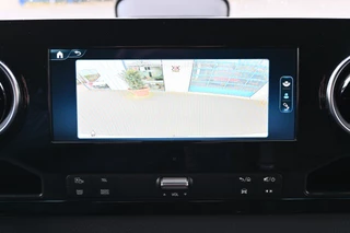 Mercedes-Benz eSprinter 2024 - 320 L2H2 RWD Pro 81kWh zdjecie 6