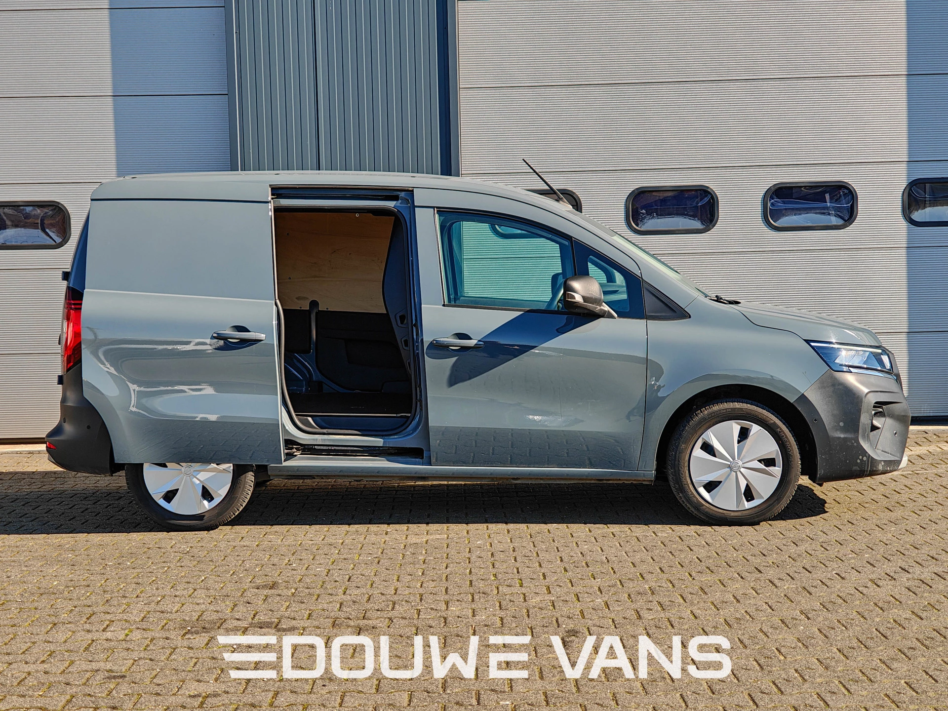 Nissan Townstar 2023 - L1 Visia N-Connecta Airco LED Fabrieksgarantie obrázek 4