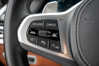 BMW X5 2023 - xDrive 45e High Executive | M sport | Panoramadak | 22" LMV | Laserlight | Memory Seats | Harman Kardon | Camera | Carplay | Cognac Leder obrazek 16