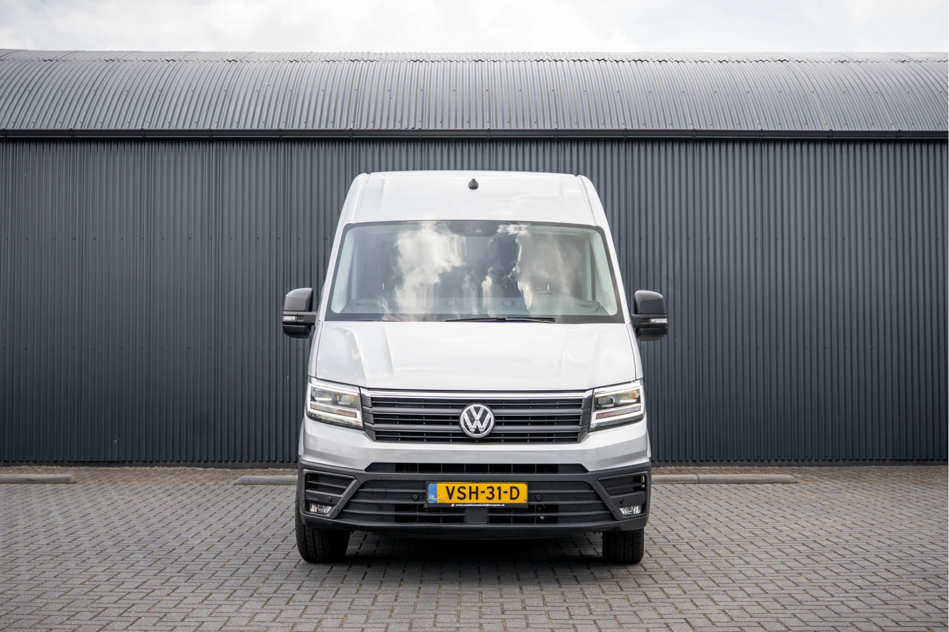 Volkswagen Crafter 2023 - 2.0 TDI XL L5H3 | 177 PK | Rijplaten | Automaat | LED | Camera | Carplay | Schuifdeur L+R | PDC | Trekhaak afbeelding 4