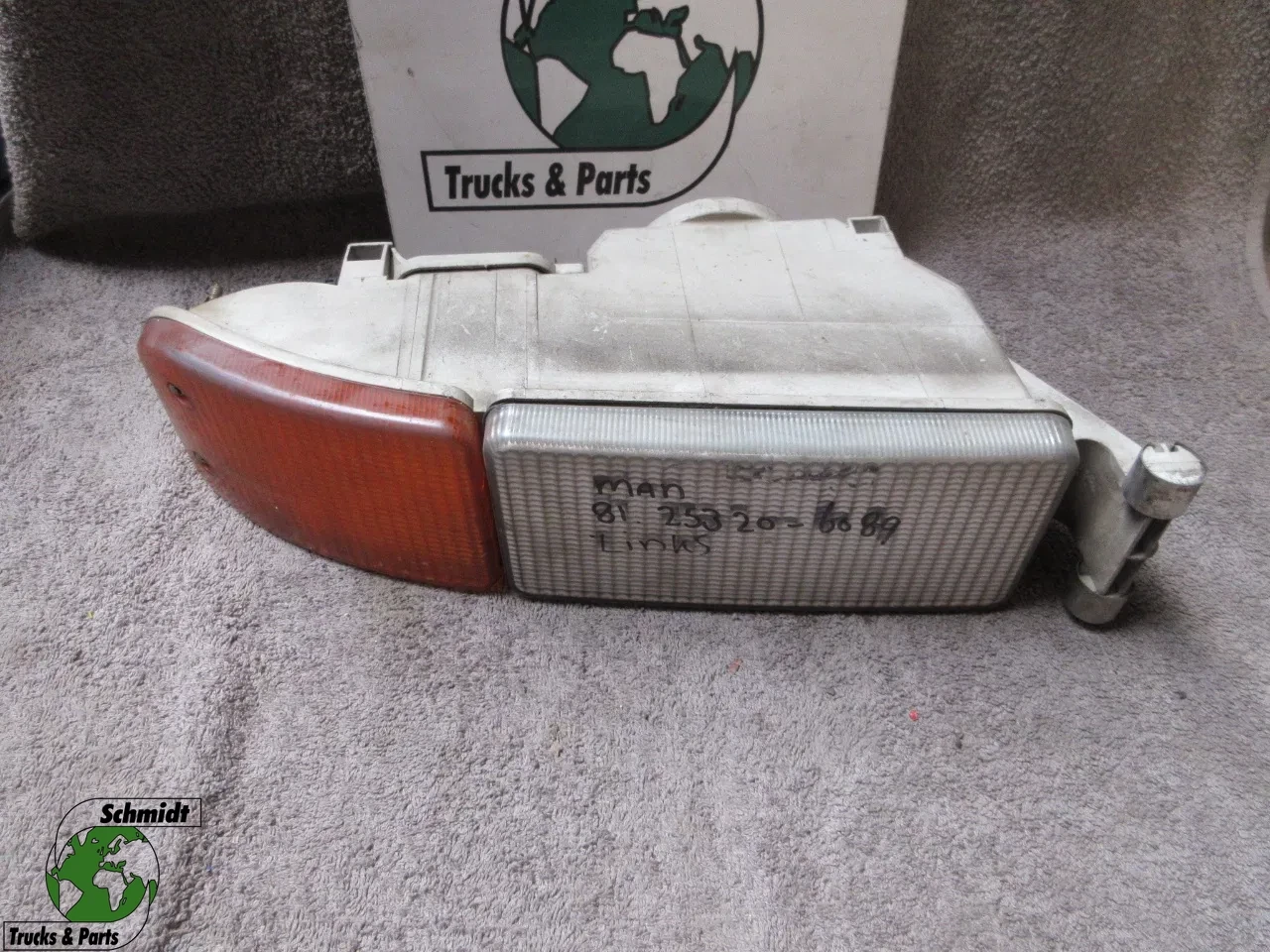 DAF - 81.25320-6089 MISTLAMP MAN TGA EURO 6 LINKS afbeelding 1