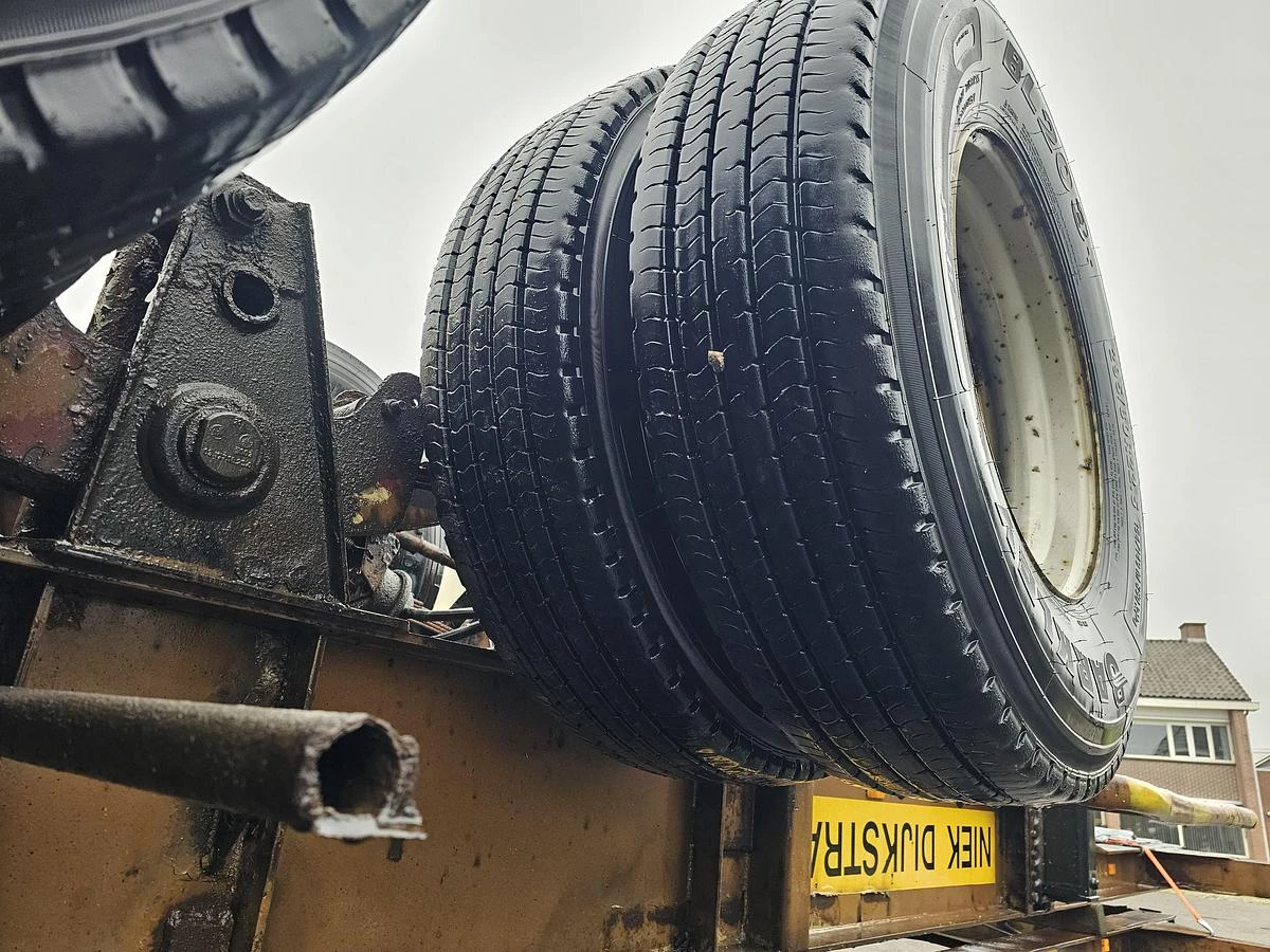 Pacton 2126 C-2 | 20 FOOT| BLADGEVEERD|DOUBLE TIRES| BPW DRUM. 1974 obrázek 17
