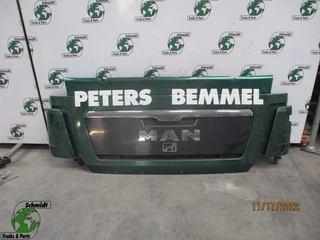 MAN - 81.61110-6041 / 81.61110-6041/ 0065 / 6038 GRILLE TGX MODEL EURO 5 zu verkaufen