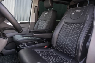 Volkswagen Transporter 2021 - T6.1 2.0 TDI L2H1 | BULLI | 150 PK | Automaat | LED | Camera | Carplay | PDC | Zijschuifdeur L+R zdjecie 13