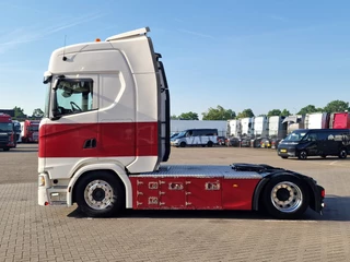 Scania S 2021 - S540 NGS Highline 4x2 - Low deck - Retarder - Custom interior - Night clima - Full air - Led - Navi obrazek 4