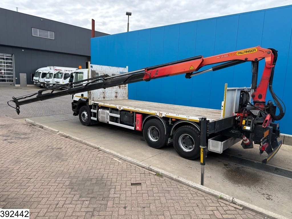 Iveco X-Way 2018 - 360 6x4, EURO 6, Palfinger, Remote image 5