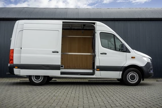 Mercedes-Benz Sprinter 2023 - **317 CDI L2H2 | Mbux | Camera | CarPlay | Navigatie | Cruise | Climate | PDC | Euro 6** afbeelding 7
