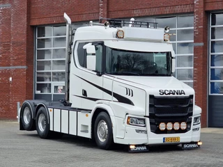 Scania T 2019 - T580 V8 Tuft Torpedo V8 - Custom exterior - Retarder - Full air - Show truck - Stack exhaust te koop