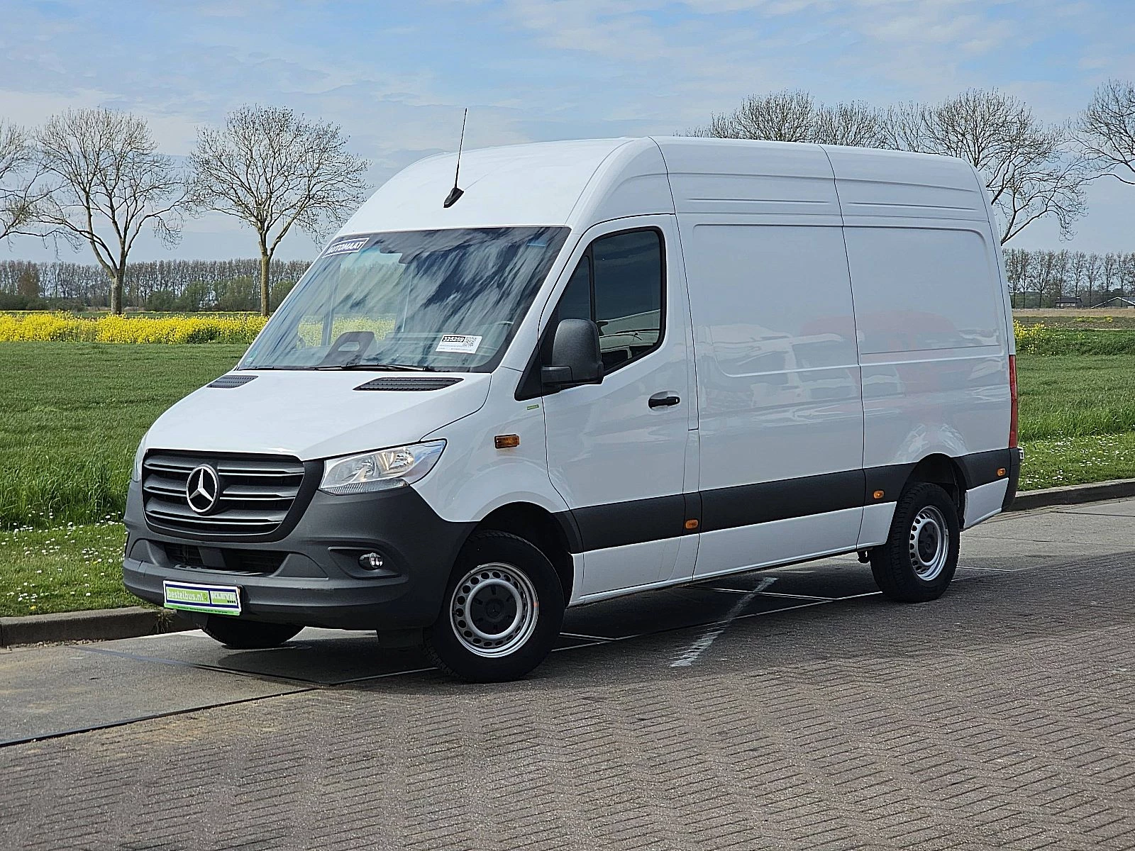 Mercedes-Benz Sprinter 2024 - 317 obrázek 2