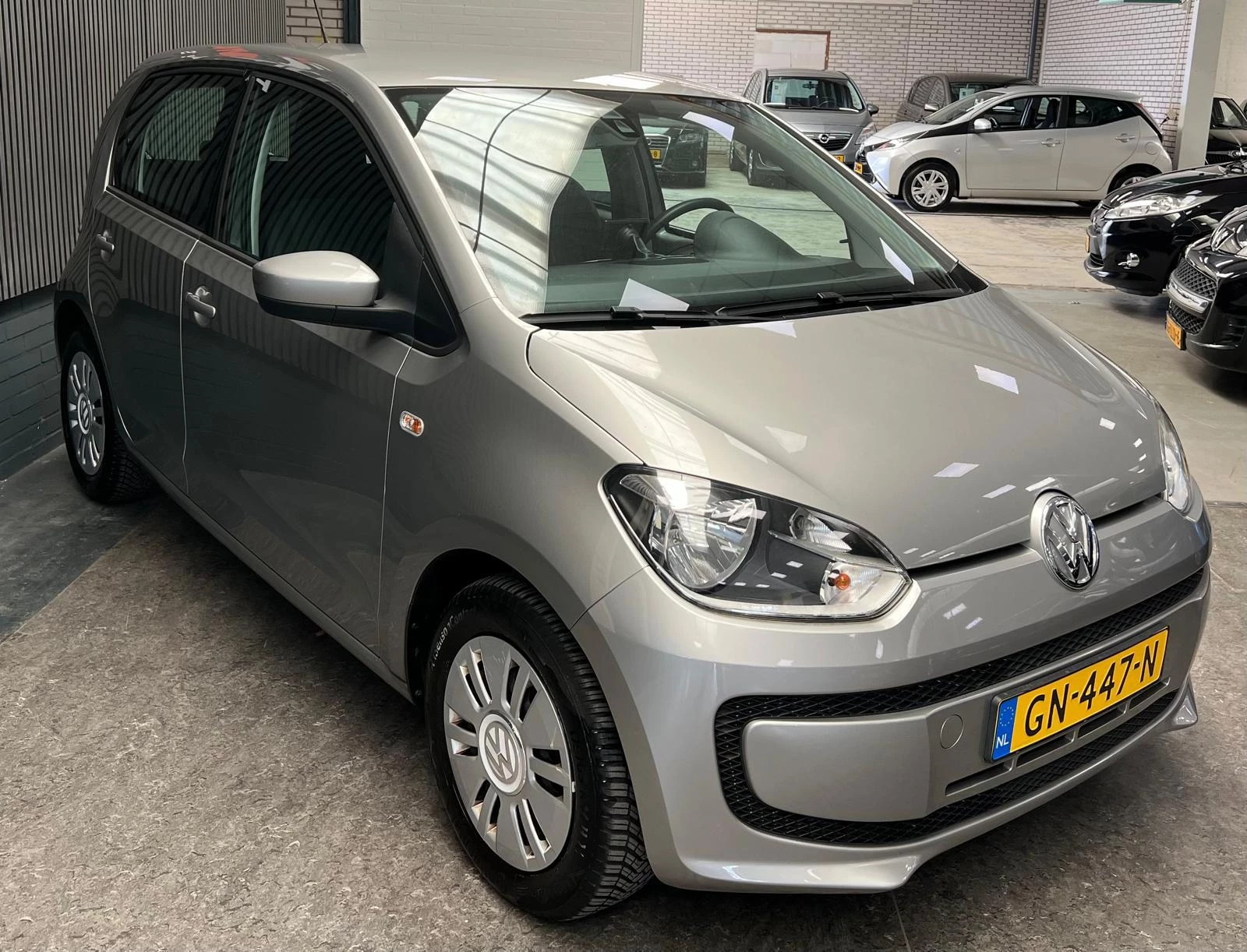 Volkswagen up! 2015 - 1.0 move up! 1e Eigenaar - NAP - Airco - Koppeling verv obrázek 13