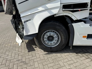 Volvo FH 2023 - FH4-500 / ENGINE RUNNING / ONLY:243874 KM / VEB+ / HYDRAULICS / ACC / LWDS / AUTOMATIC / EURO-6 / 2023 obrazek 7