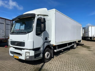 Volvo 240 2010 - FL 12 FL 12 изображение 1