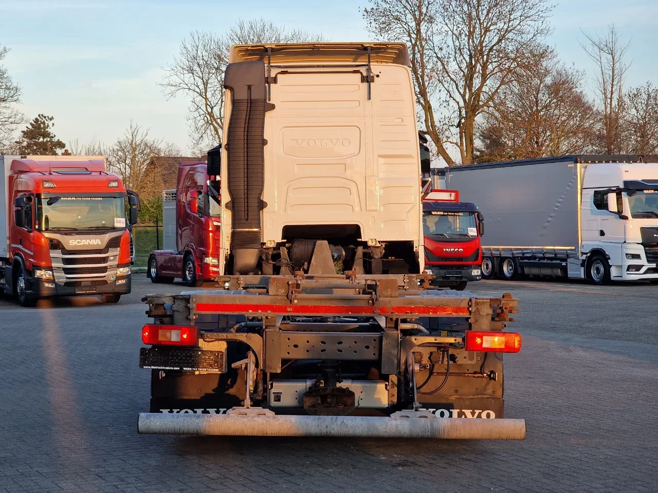 Volvo FH 2020 - 13.460 Globetrotter 6x2*4 - BDF - I Parkcool - 4.90 WB - Full air - Navi zdjęcie 6