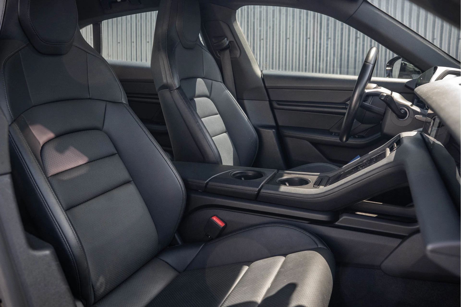Porsche Taycan 2022 - Cross Turismo 4 | 93kWh | SOH 91% | Luchtvering | Panoramdak afbeelding 13