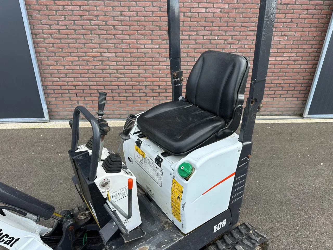 Bobcat 2008 - E08 minikraan afbeelding 8
