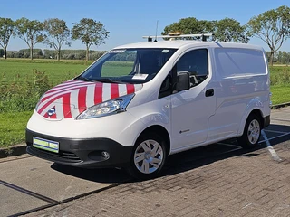 Nissan e-NV200 2021 image 2 thumbnail