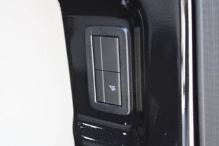 Ford Transit Custom 2024 - 320 2.0 TDCI L2H1 Trend DC 136pk - Carplay - Android - Camera - Trekhaak - LED koplampen - Stoelverwarming - Draadloos laden - Rijklaar image 13
