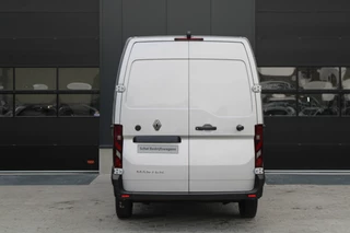 Renault Master 2024 - T35 2.0 dCi 170pk L2H2 Extra - Navigatie - Camera - 270 gr deuren - Parkeersensoren - Draadloos laden - Rijklaar image 6