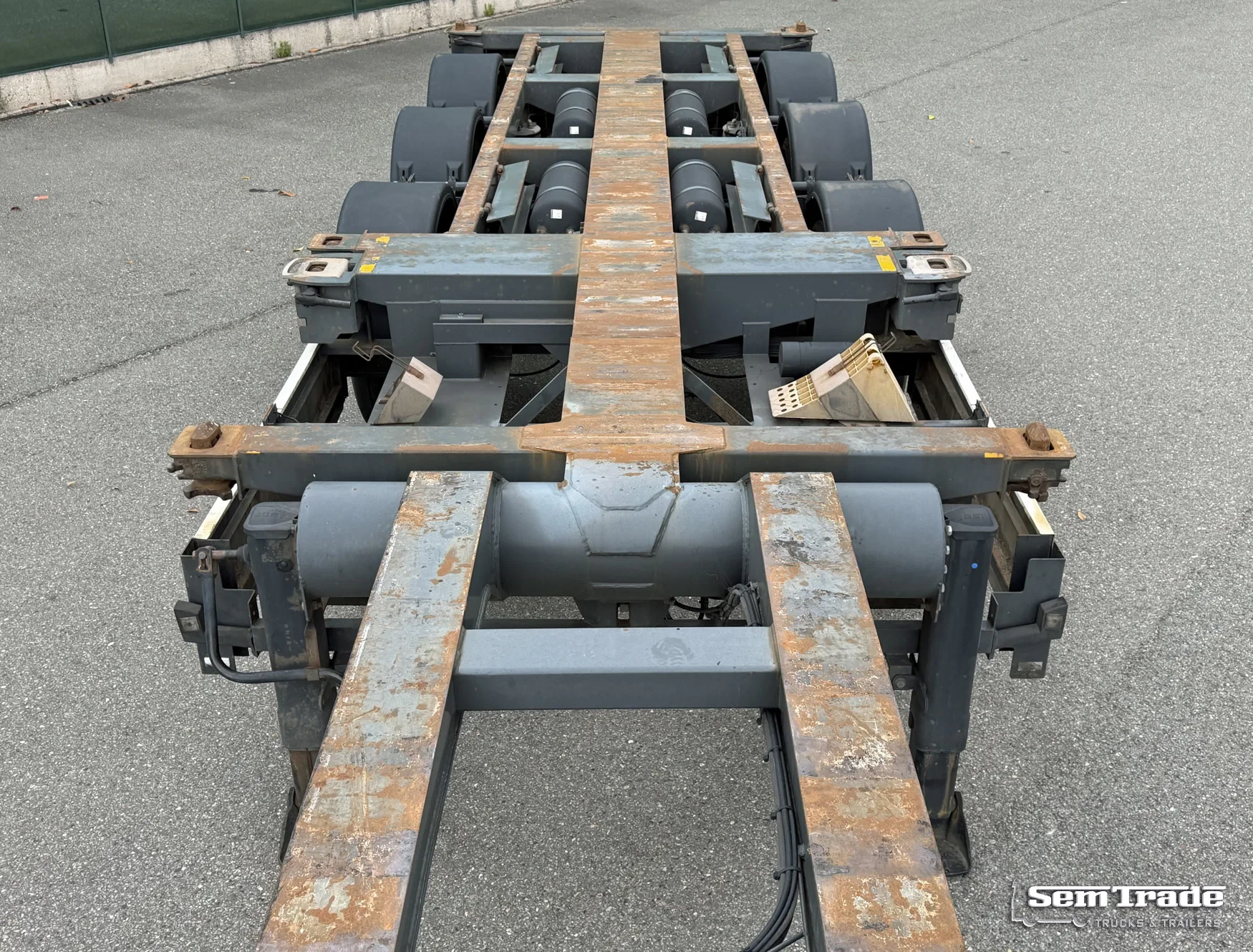 Broshuis 3UCC-39 2008 - 3 UCC-39 MFCC MIDDLE+BACK SLIDER DISC BRAKES 20-30-40-45 FT. LIFT AXLE NL-TRAILER afbeelding 10