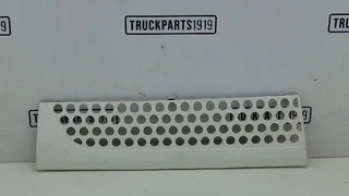 Mercedes-Benz - Body & Chassis Parts Kap grill Re. MB MP4 for sale