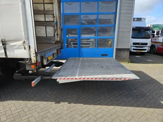 LAG 0-1-23 2007 - 0-1-23 Nieuwe Apk Laadklep 2000 kg Omega vloer imagen 9