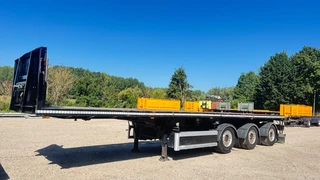 MOL 2013 - mol | SAF | 2x steering | alcoa | lift axle afbeelding 1 miniatuur